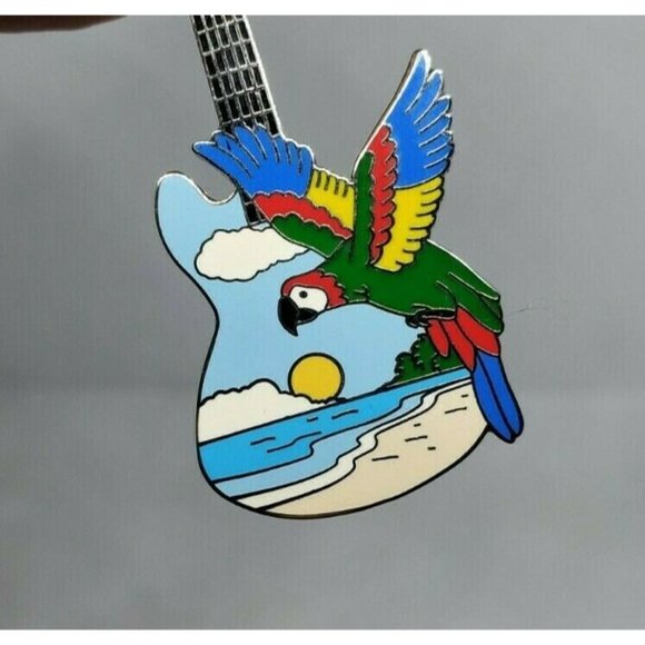 Authentic Hard Rock Café Cozumel Parrot Guitar Lapel Brooch Hat Pin - Picture 5 of 10